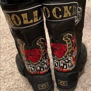 koolaburra boots by Uggs